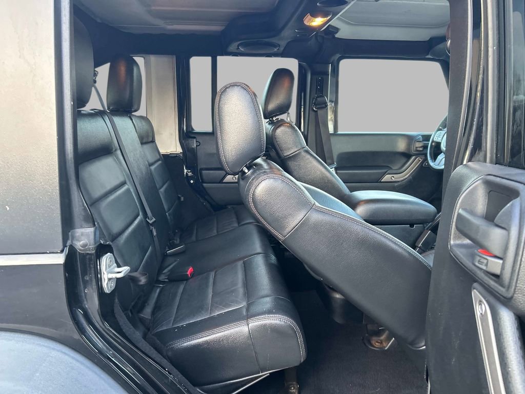 Used 2012 Jeep Wrangler Unlimited Sport image 15