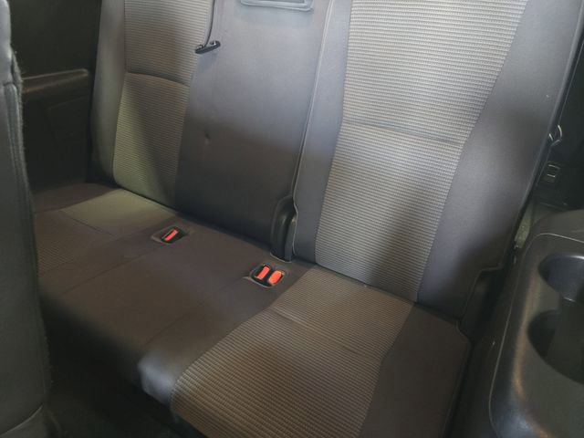 Used 2021 Toyota Highlander LE image 33