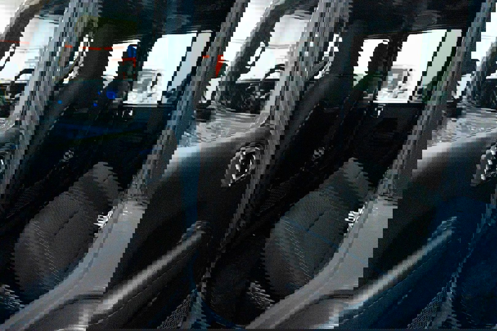 Used 2024 Jeep Wrangler Unlimited Rubicon 4xe w/ Convenience Group image 27