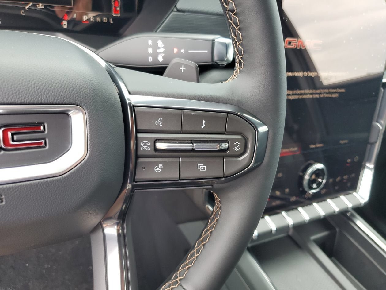 New 2026 GMC Acadia AT4 w/ Luxury Package AWD/4WD image 27
