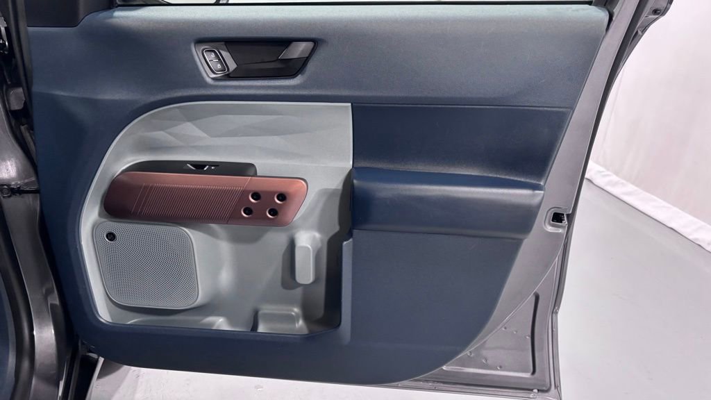 Used 2022 Ford Maverick Lariat w/ Lariat Luxury Package FWD image 19