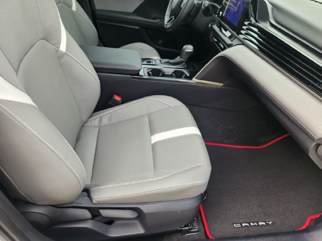 Certified 2025 Toyota Camry SE AWD/4WD image 14