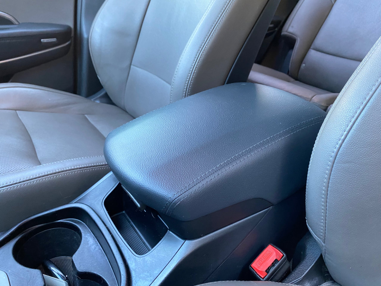 Used 2017 Hyundai Santa Fe SE Ultimate 3.3L Auto w/ SE Ultimate Tech Package 03 image 61