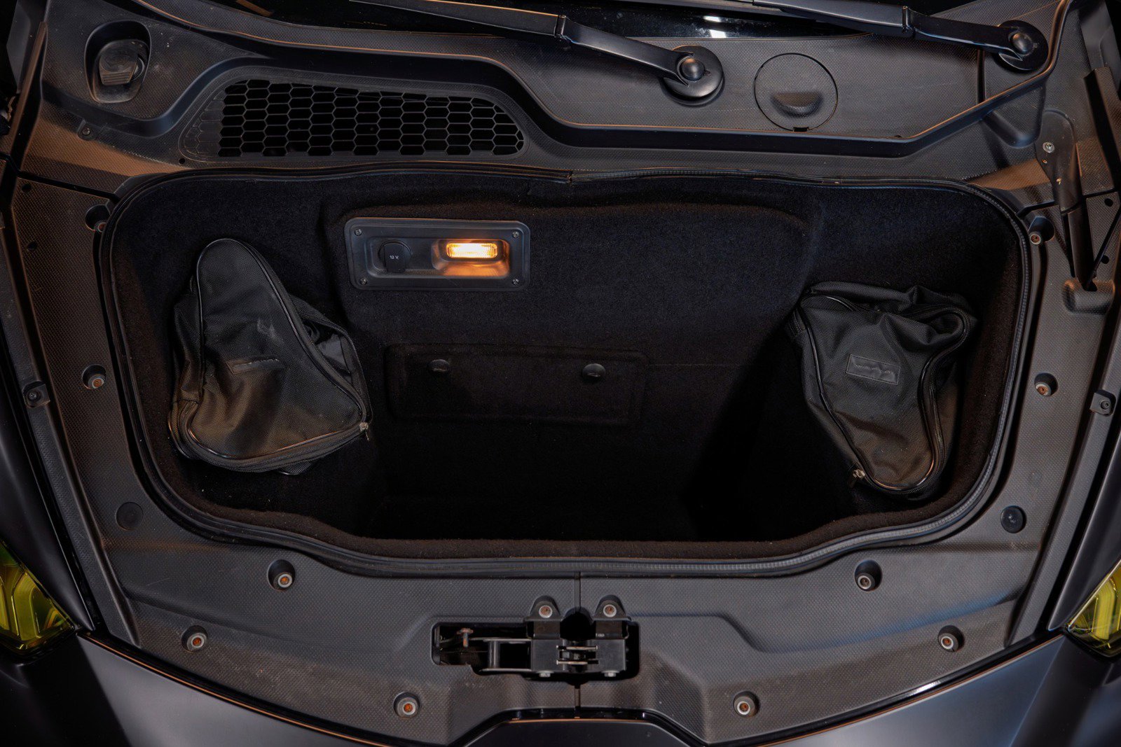 Used 2015 Lamborghini Huracan LP 610-4 image 30