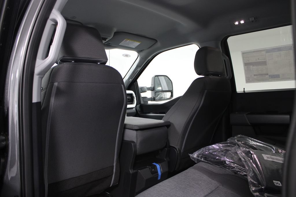New 2026 Ford F250 XL AWD/4WD image 23