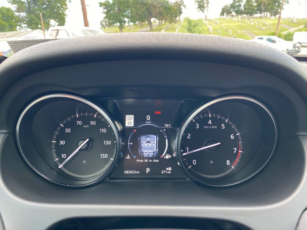 Used 2017 Land Rover Discovery Sport HSE AWD/4WD image 14