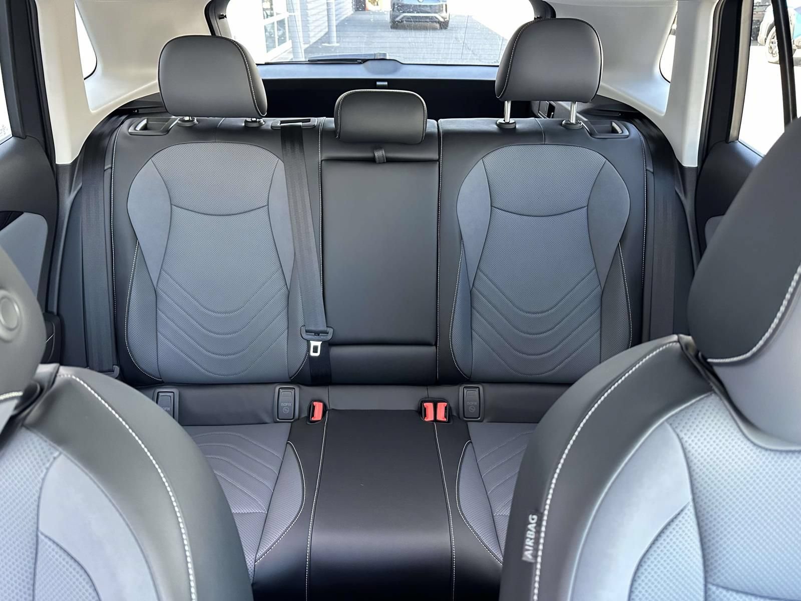 New 2026 Volkswagen Tiguan SE AWD/4WD image 14