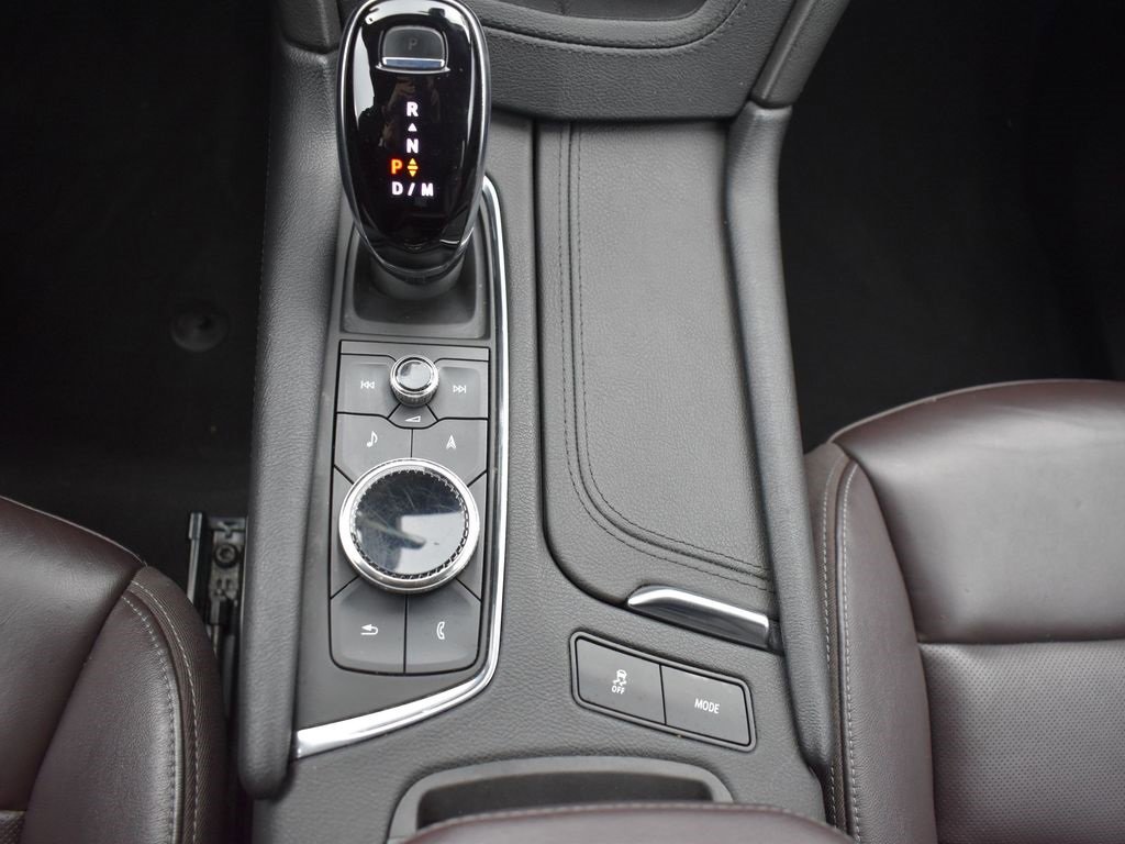 Used 2022 Cadillac XT6 Premium Luxury w/ Technology Package image 18