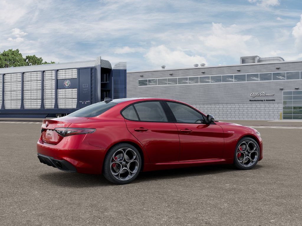 New 2026 Alfa Romeo Giulia RWD image 4