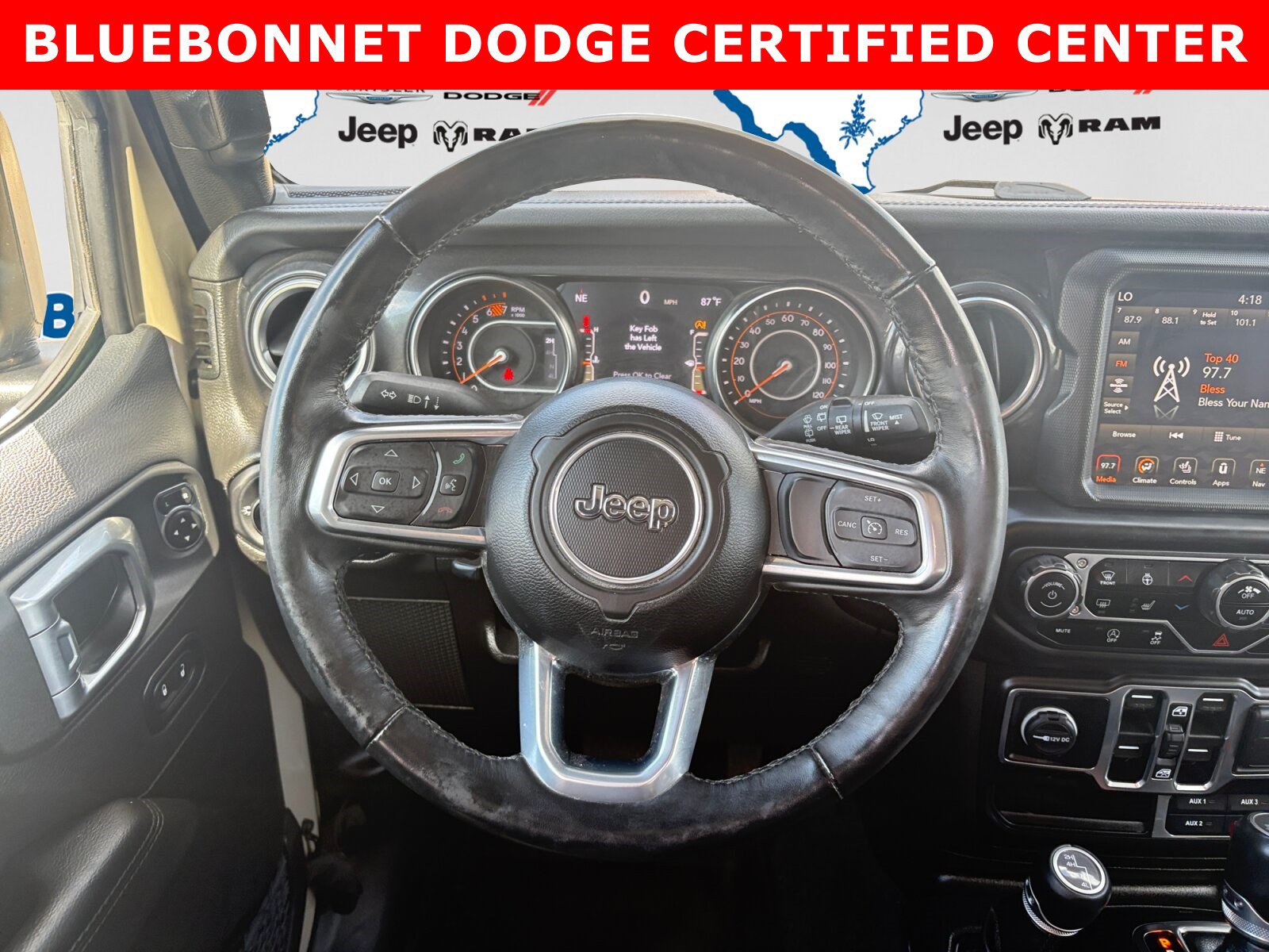 Used 2022 Jeep Wrangler Unlimited Sahara AWD/4WD image 13