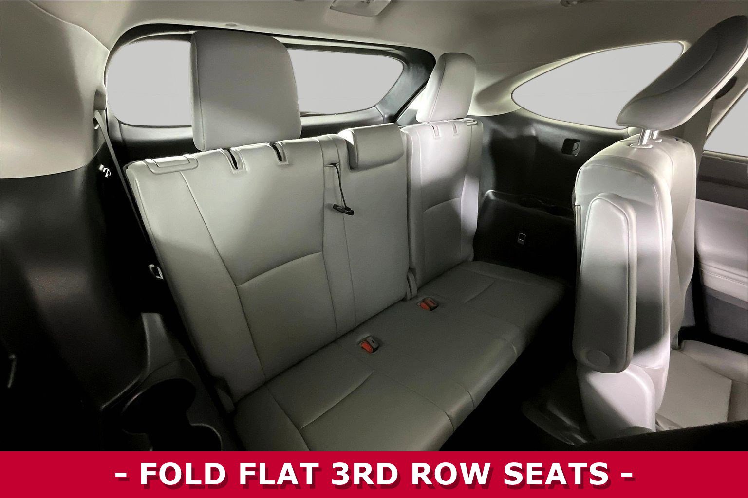 Used 2020 Toyota Highlander XLE image 26