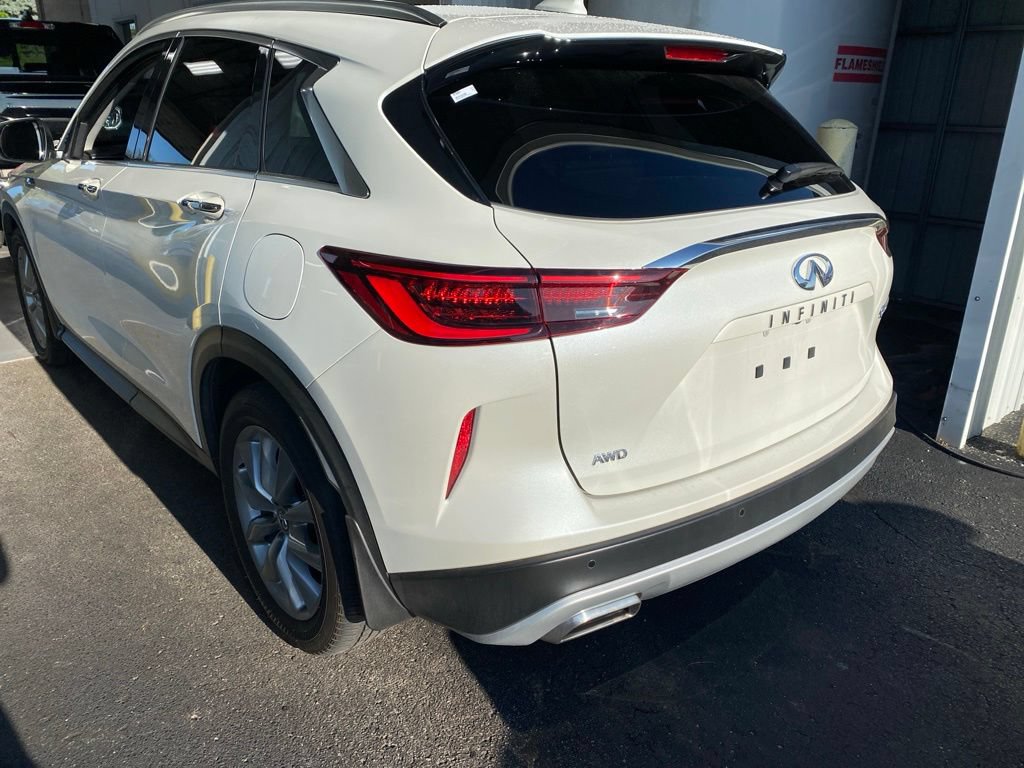 Used 2022 INFINITI QX50 Luxe w/ Cargo Package AWD/4WD image 3
