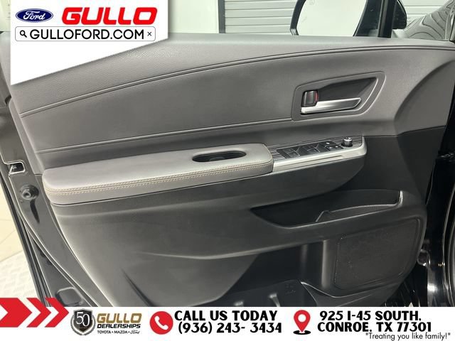 Used 2024 Toyota Sienna XLE Woodland Edition AWD/4WD image 19