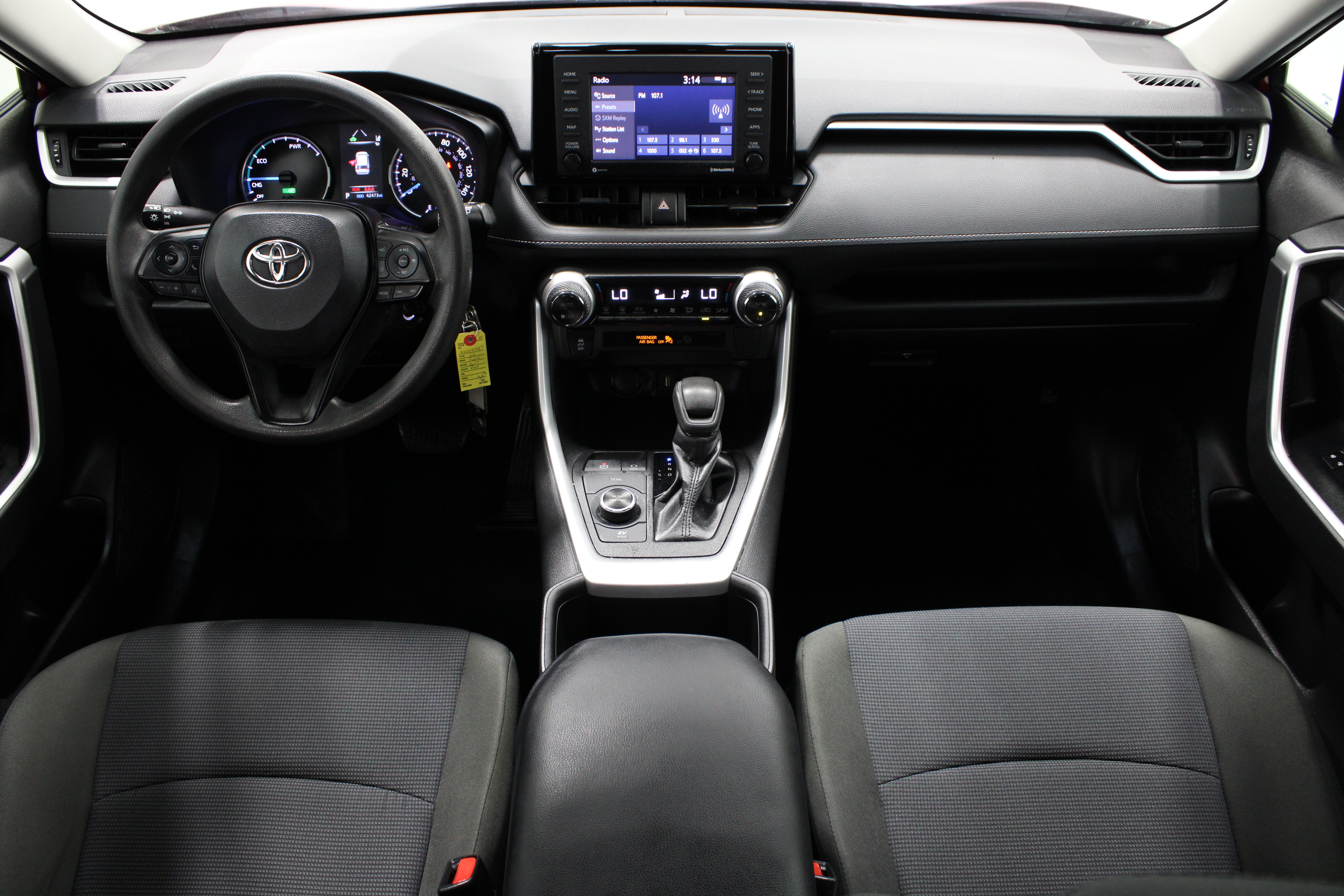 Used 2022 Toyota RAV4 LE AWD/4WD image 25