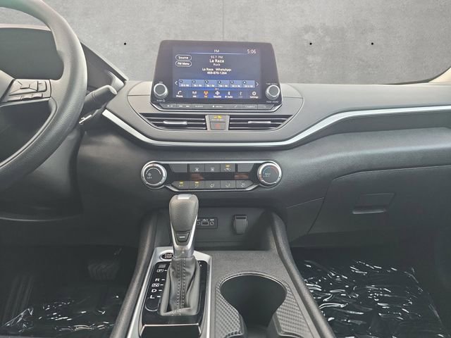 Certified 2025 Nissan Altima 2.5 S image 3