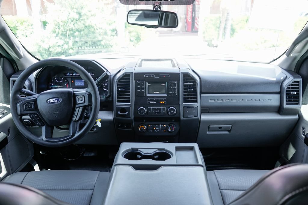 Used 2019 Ford F550 2WD Crew Cab Super Duty image 26