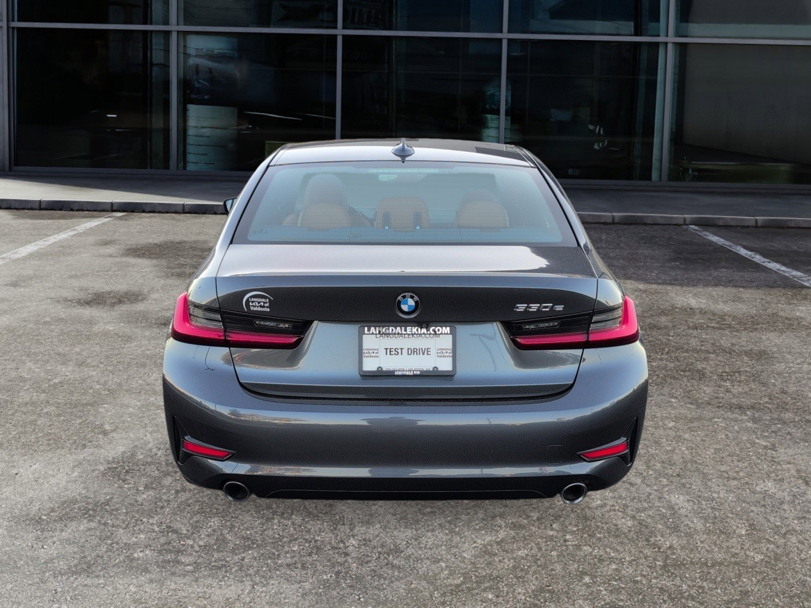 Used 2021 BMW 330e image 8