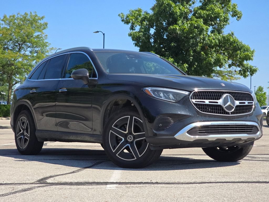 Certified 2026 Mercedes-Benz GLC 300 4MATIC image 2