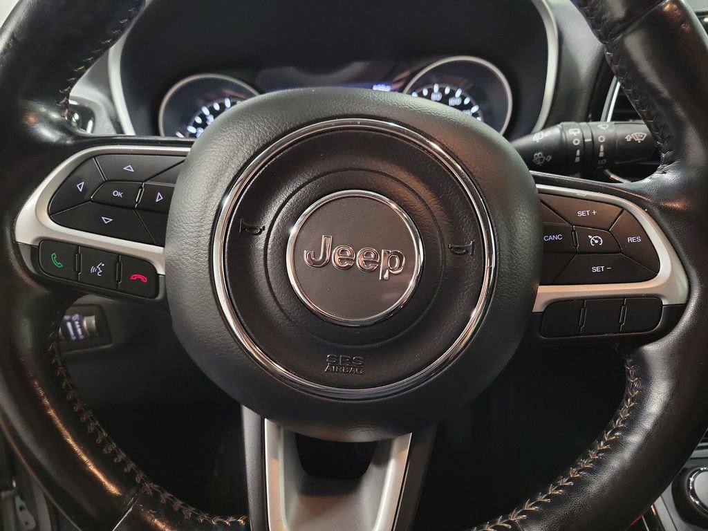 Used 2020 Jeep Compass Limited AWD/4WD image 19