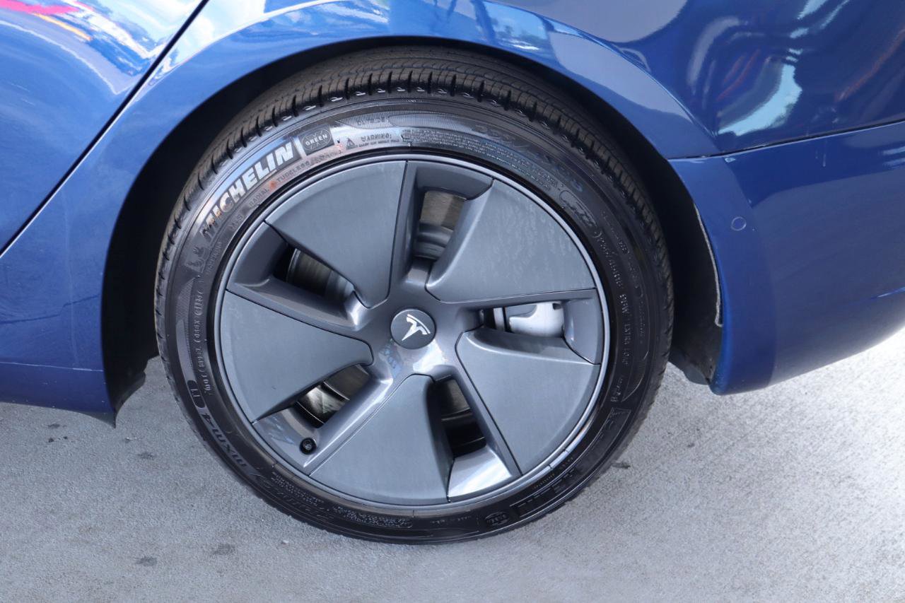 Used 2022 Tesla Model 3 Long Range image 11