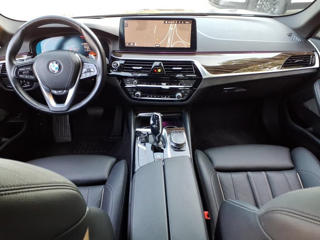 Used 2023 BMW 530i xDrive AWD/4WD image 21