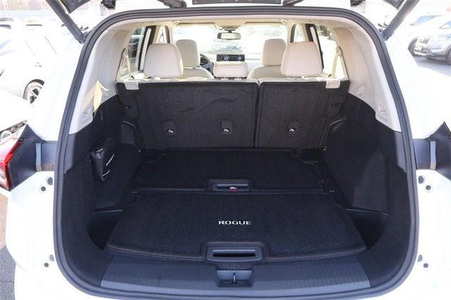 Certified 2024 Nissan Rogue SL w/ SL Premium Package image 7