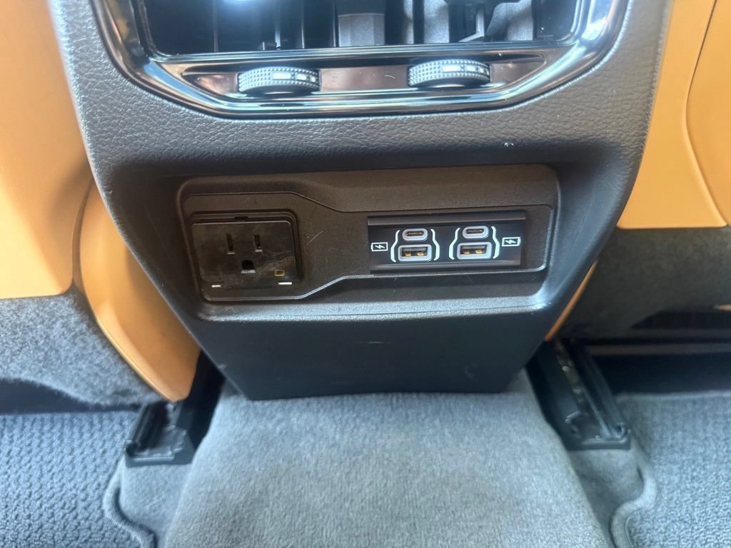 Used 2022 Jeep Grand Cherokee Summit w/ Adv Protech Group IV AWD/4WD image 36