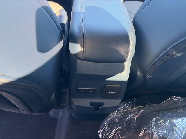 New 2026 Ford Maverick Lariat image 13