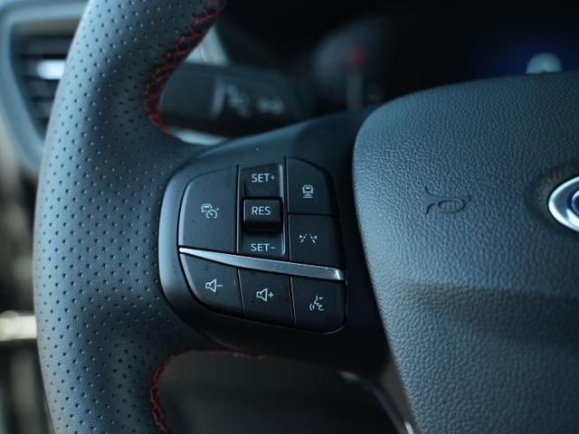 Used 2023 Ford Escape ST-Line w/ Tech Pack #1 AWD/4WD image 34