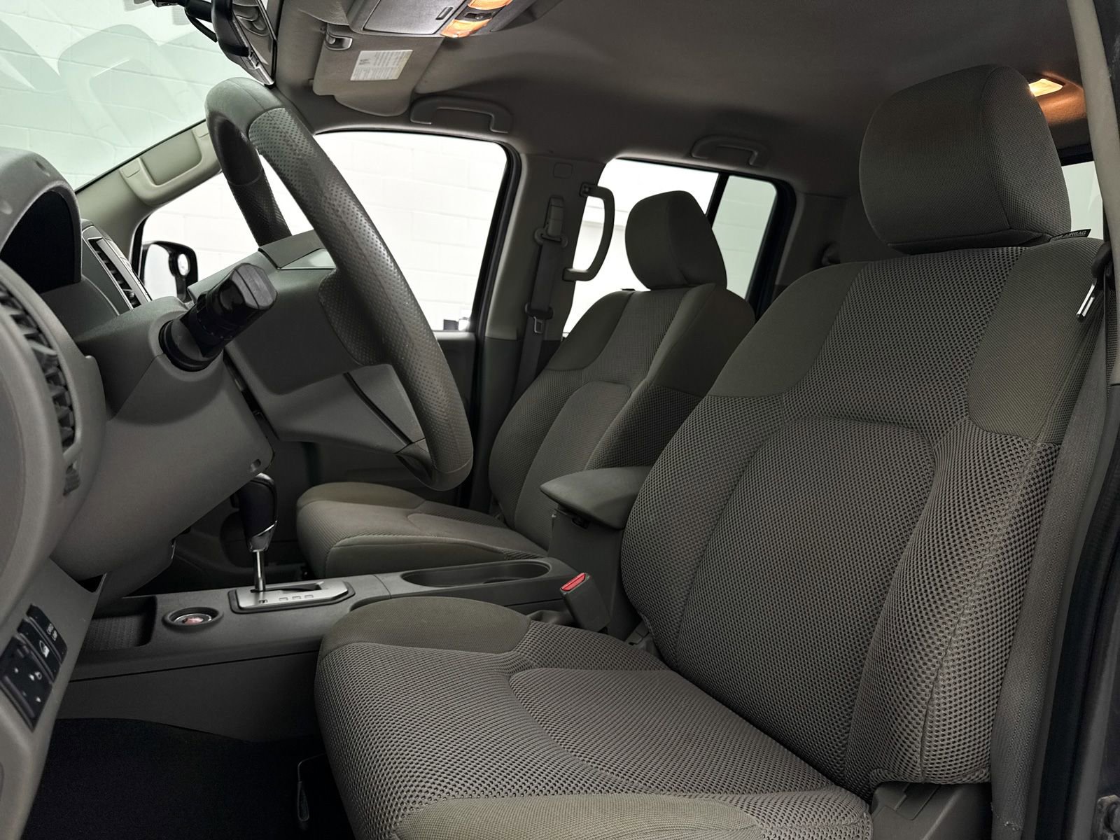 Used 2020 Nissan Frontier SV AWD/4WD image 17