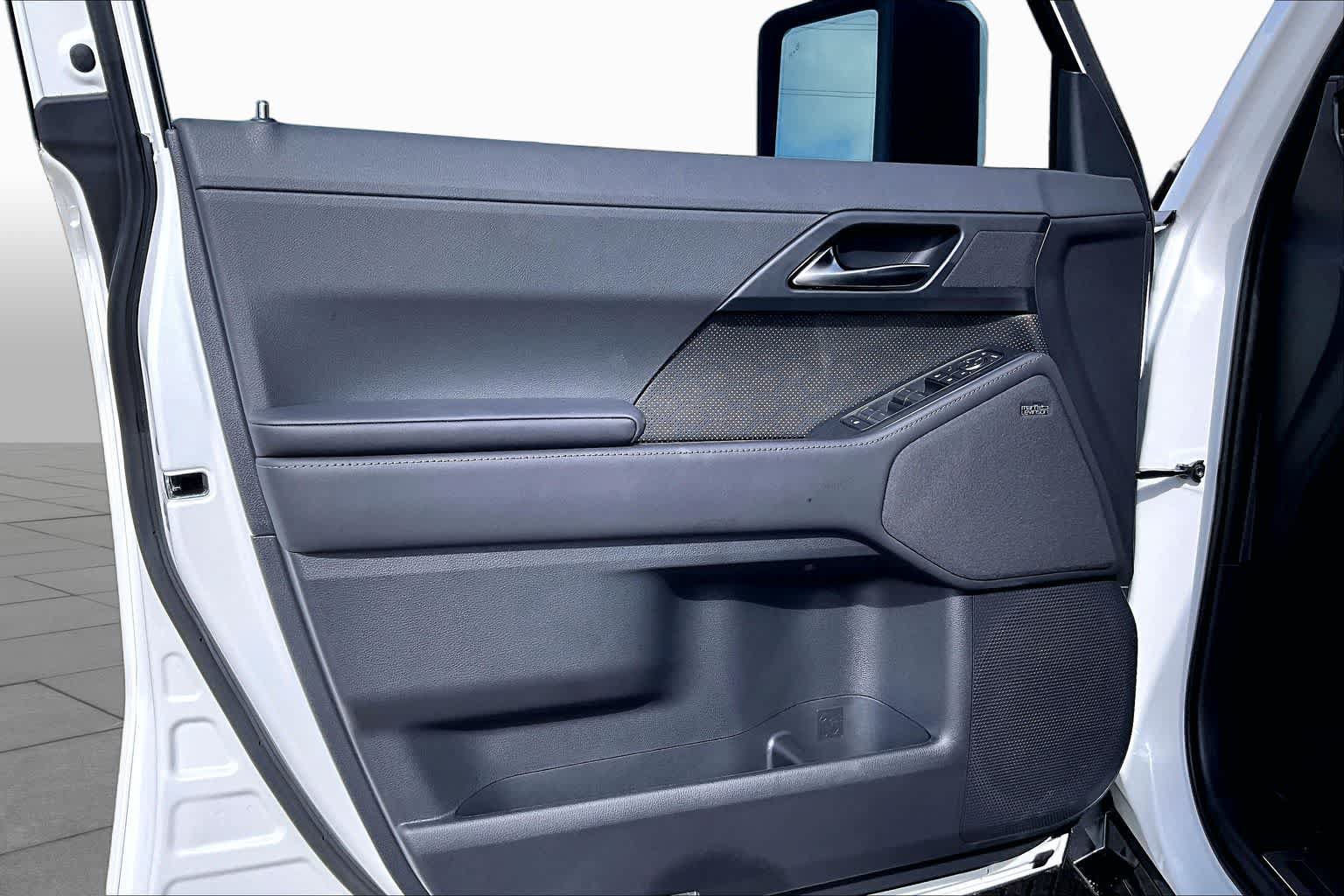 New 2026 Lexus GX 550 w/ Cold Area Package AWD/4WD image 15