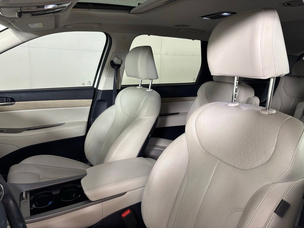 Used 2022 Hyundai Palisade SEL w/ Premium Package image 19