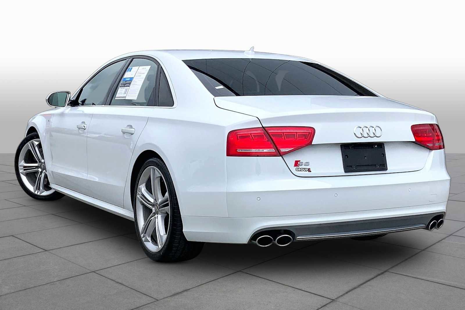 Used 2013 Audi S8 w/ Full Leather Pkg image 12