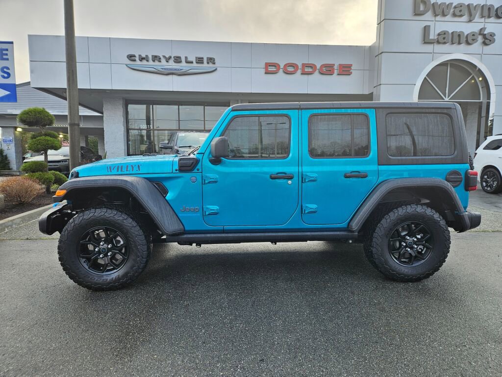 Used 2024 Jeep Wrangler Unlimited image 2