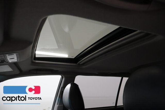 Used 2013 Toyota Highlander SE AWD/4WD image 13