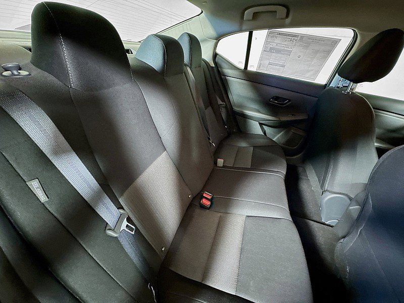 Used 2025 Nissan Sentra SV w/ Trunk Package image 24
