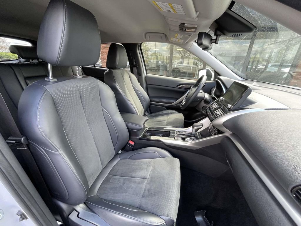 Used 2025 Mitsubishi Eclipse Cross SE image 14