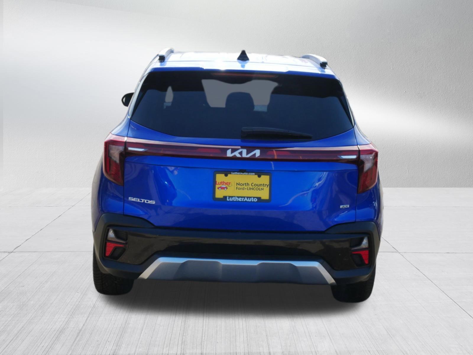 Used 2024 Kia Seltos S image 6