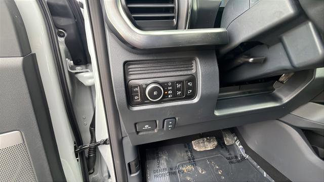 New 2026 Ford F350 Lariat w/ Black Appearance Package image 11