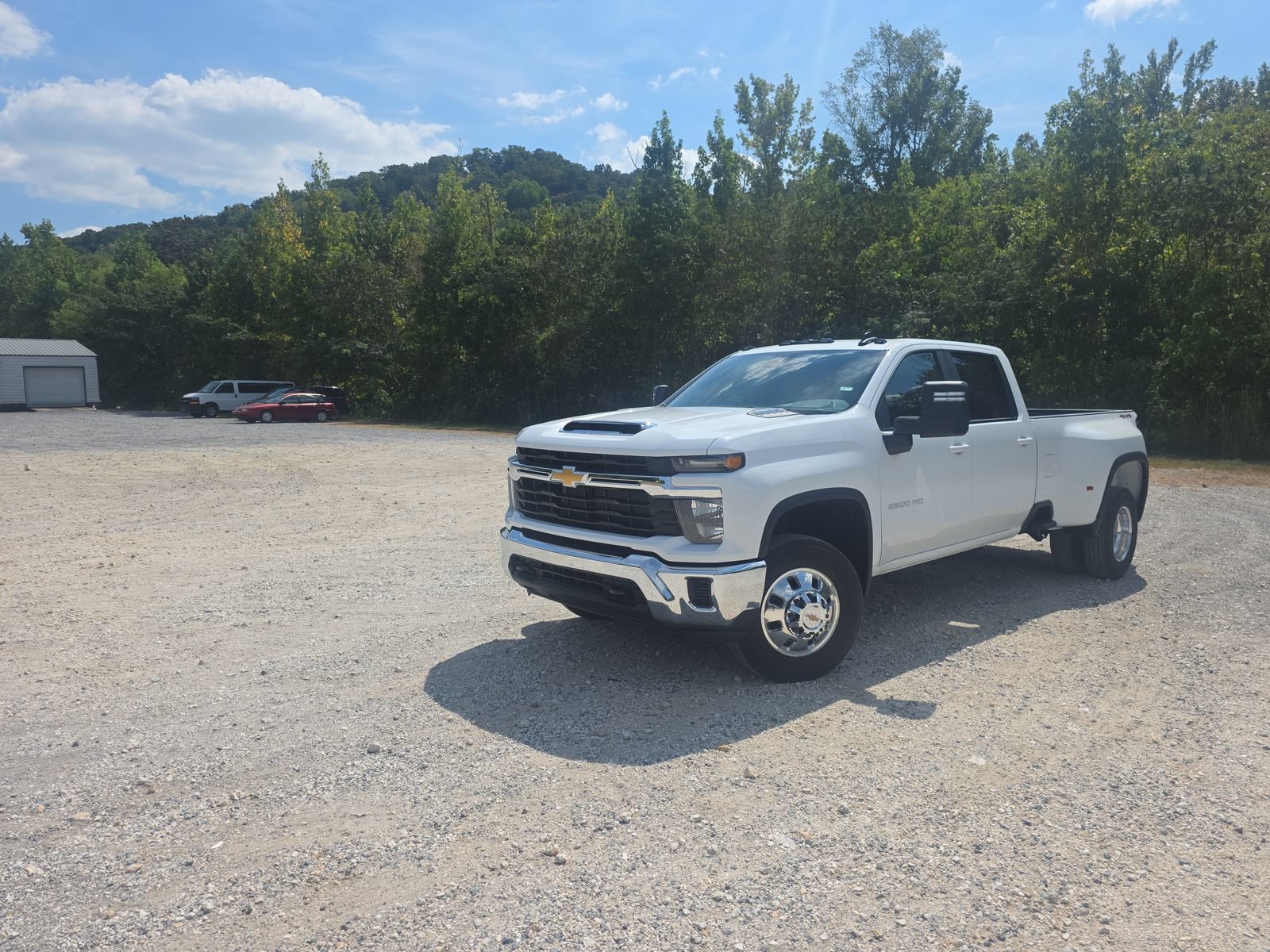 New 2026 Chevrolet Silverado 3500 LT AWD/4WD image 2