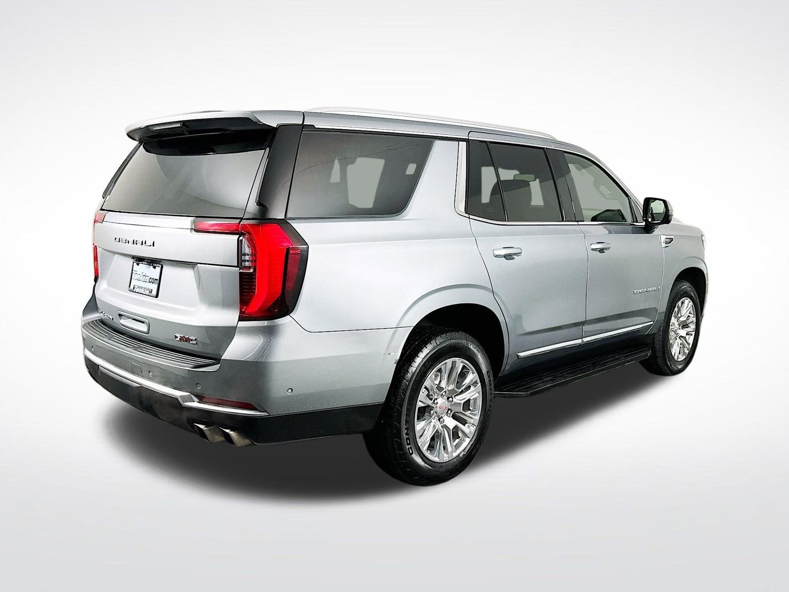 Used 2025 GMC Yukon Denali image 8