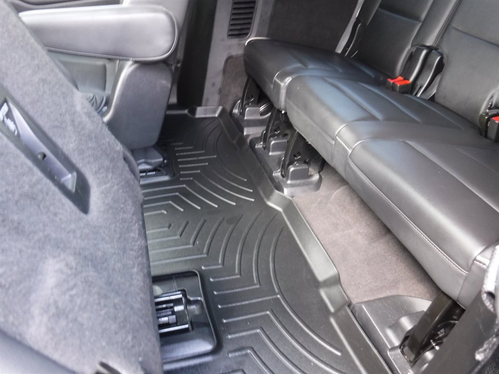 Used 2023 Cadillac Escalade ESV Premium Luxury image 15