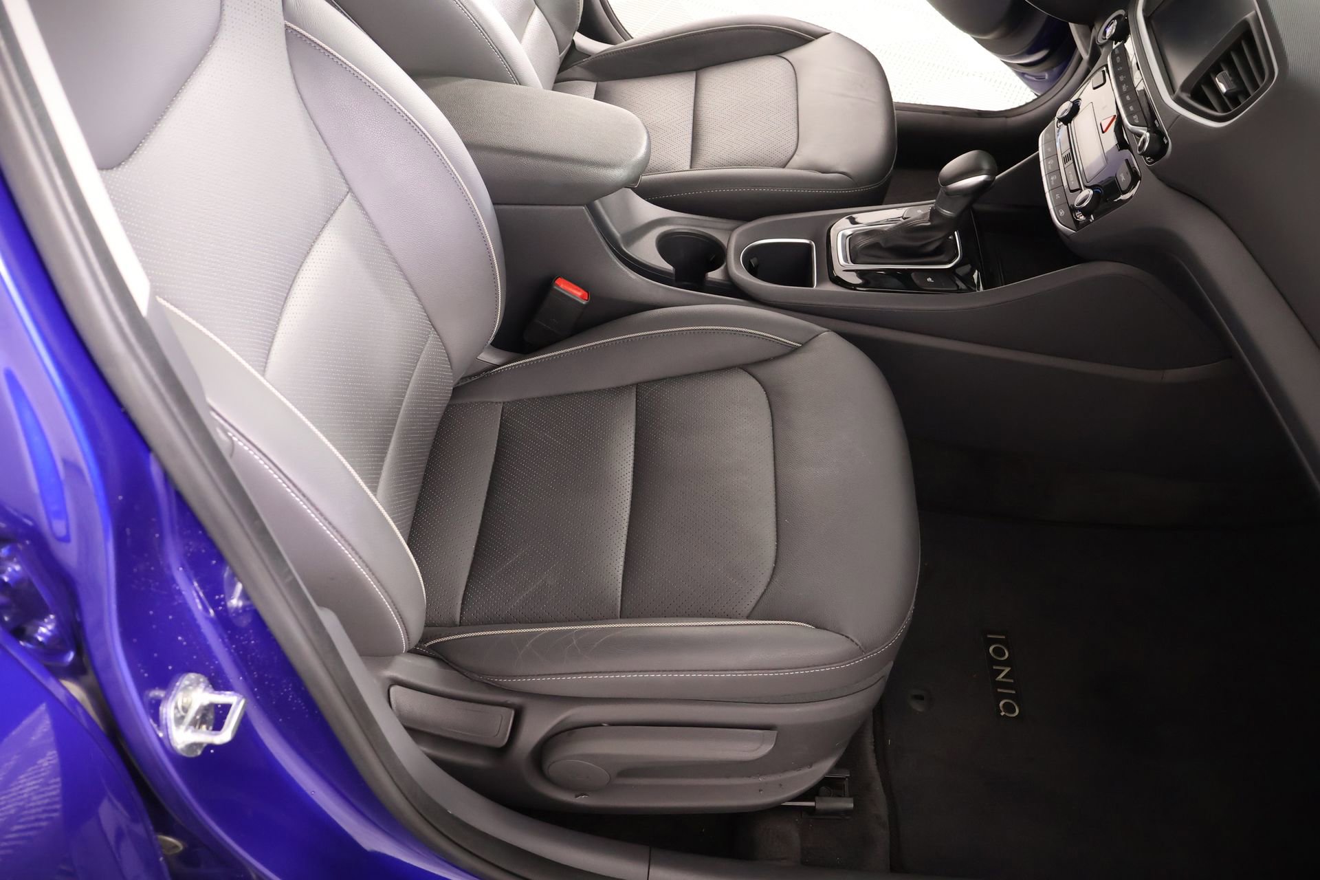 Used 2019 Hyundai Ioniq Limited w/ Ultimate Package 02 image 14