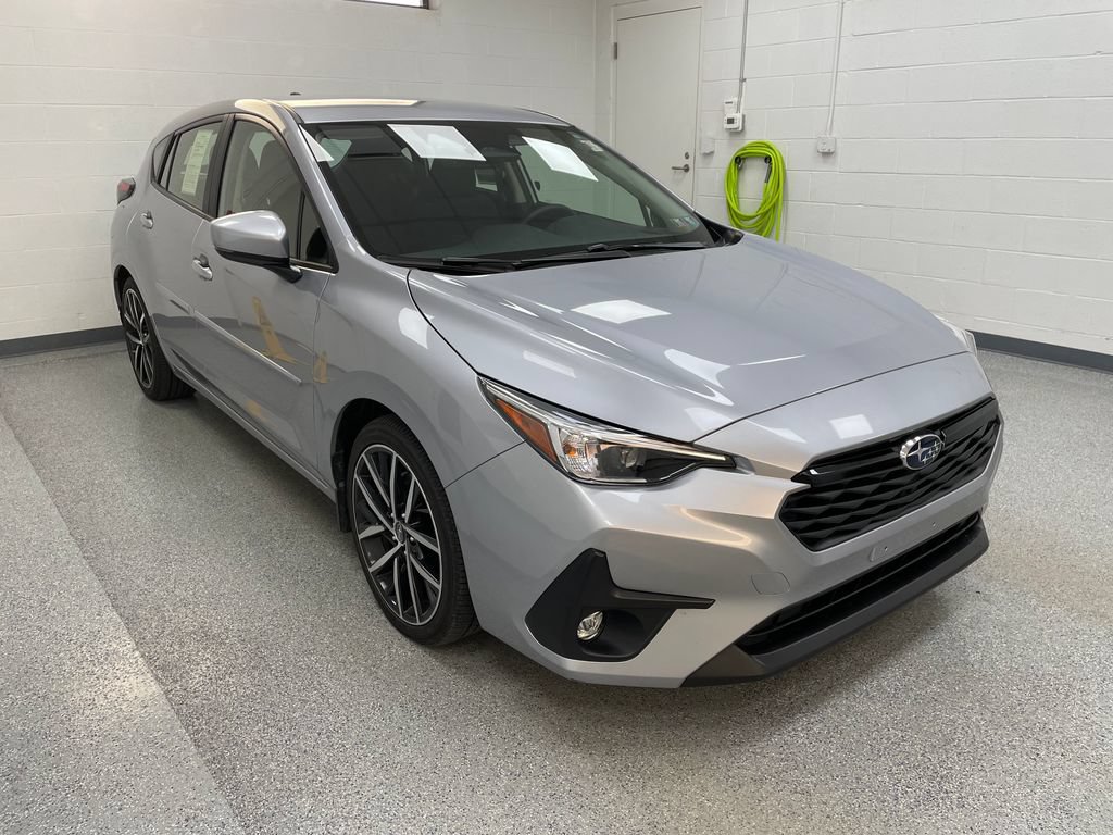 Certified 2025 Subaru Impreza 2.0i Sport AWD/4WD image 4