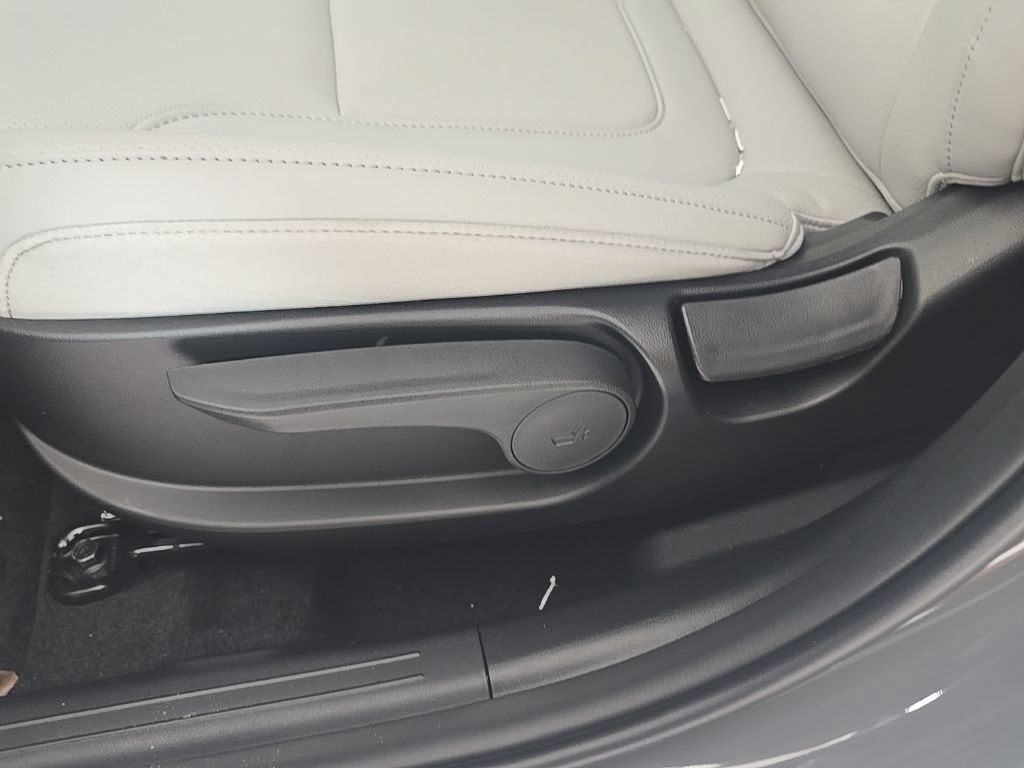New 2027 Hyundai Santa Cruz SE FWD image 13