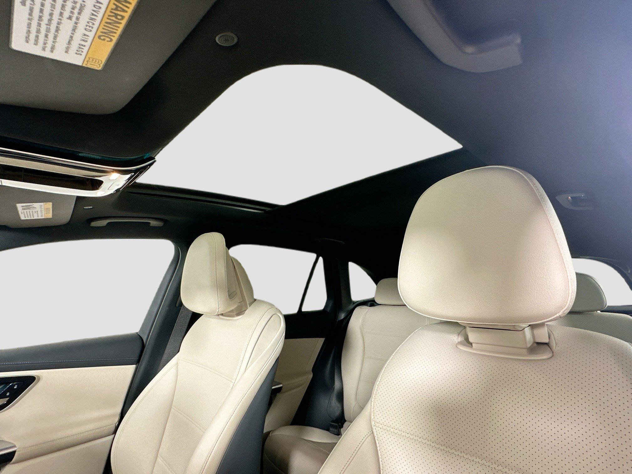 Certified 2024 Mercedes-Benz GLC 300 4MATIC image 27