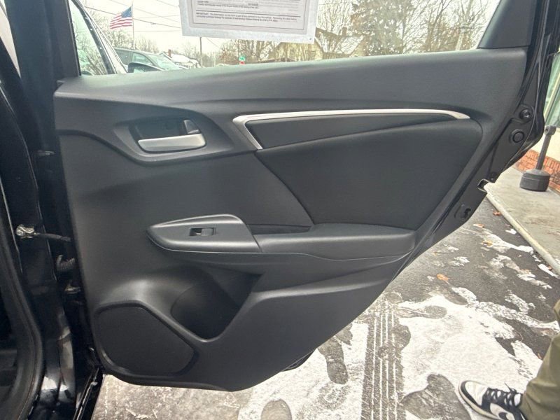 Used 2019 Honda Fit LX image 17