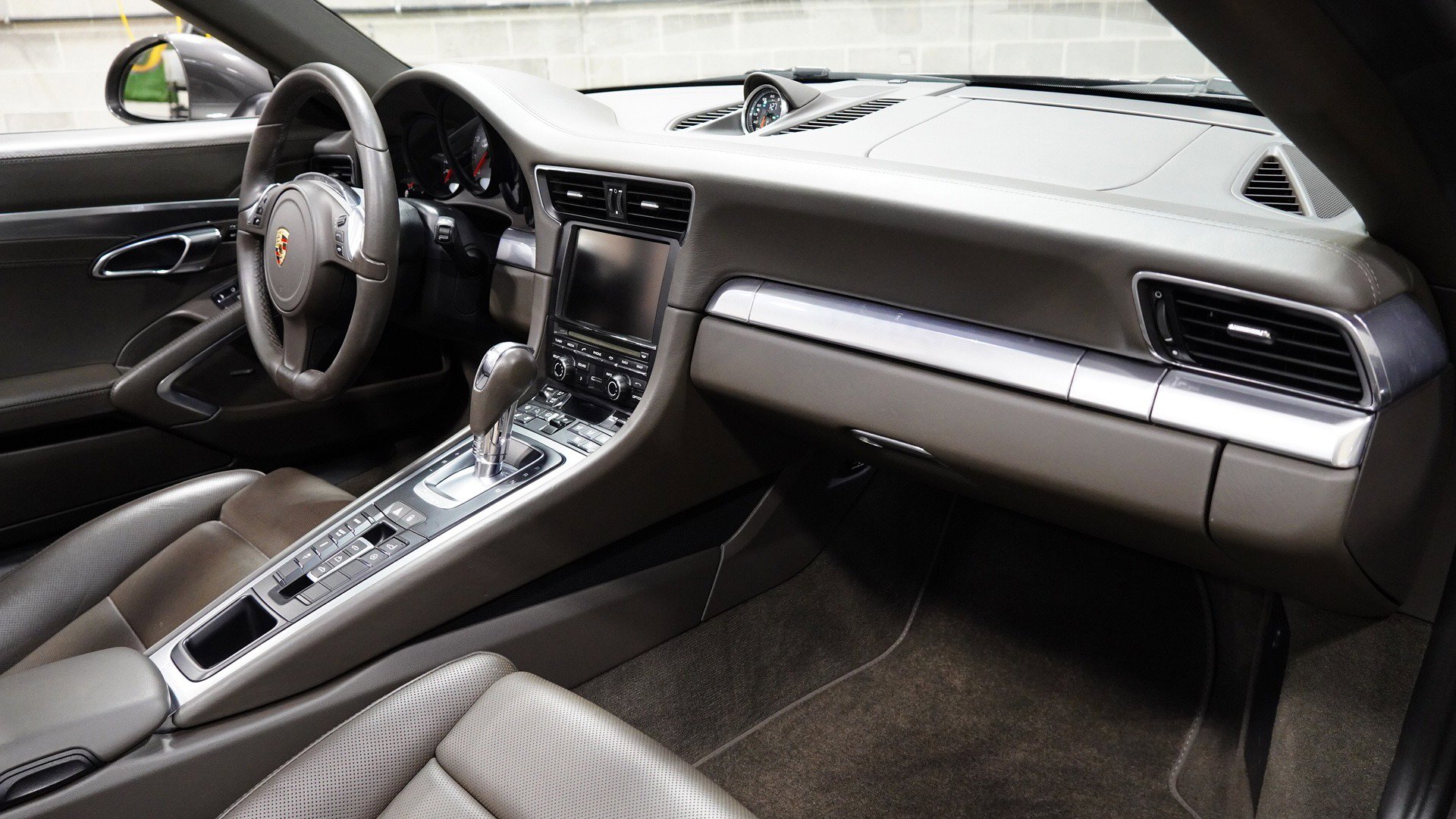 Used 2013 Porsche 911 Carrera S image 43