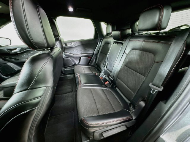 Used 2025 Ford Escape ST-Line FWD image 20
