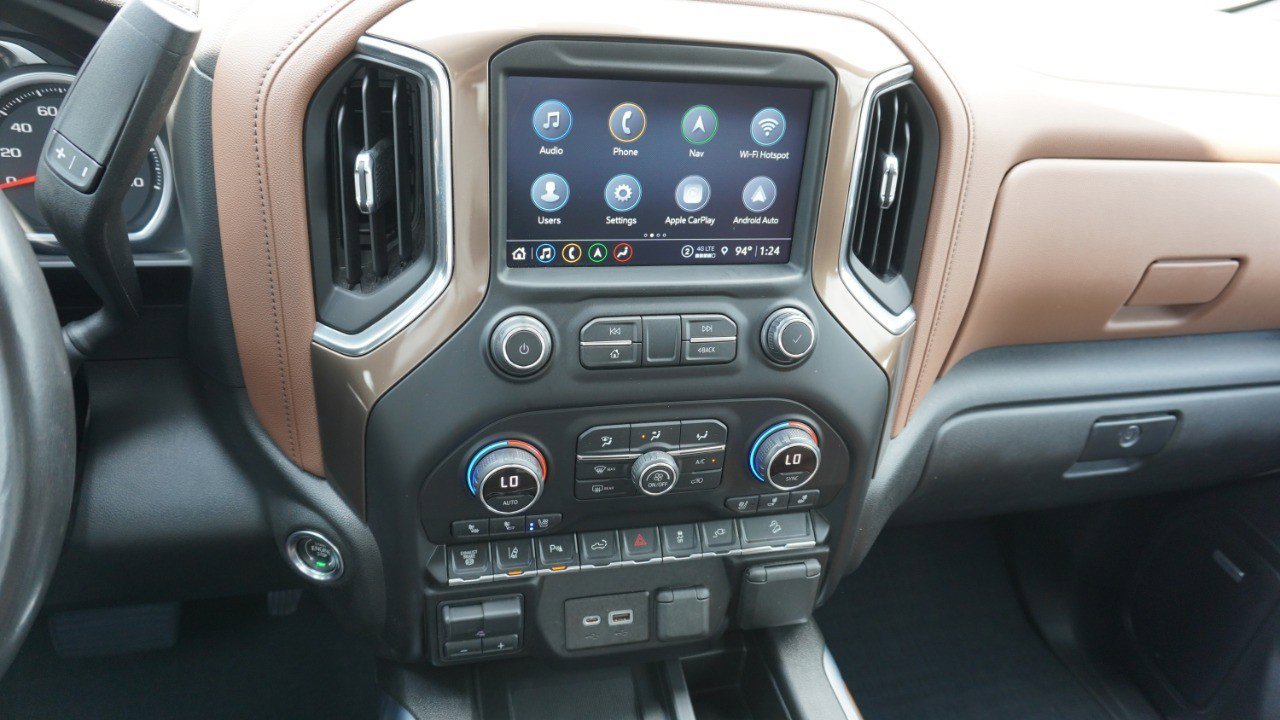 Used 2021 Chevrolet Silverado 2500 High Country w/ Z71 Off-Road Package image 17